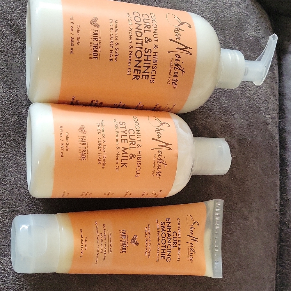 Shea Moisture Coconut & Hibiscus Hair Care Set - Orange and Cream